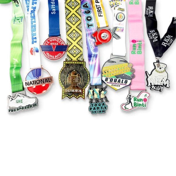 China Wholesale Custom Zinc Alloy 2D 3D Gold Award Marathon Running Metal Sports Medals - Image 4
