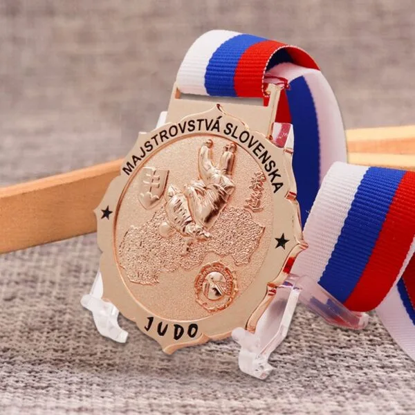 High Quality Free Custom Sport Medals