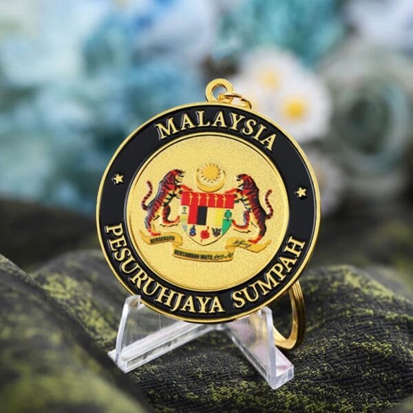 Factory Custom Keychains Metal Zinc Alloy Enamel 2d 3D Key Chain Golden Double -Sided Malaysia Souvenirs Key Rings with Logo - Image 2